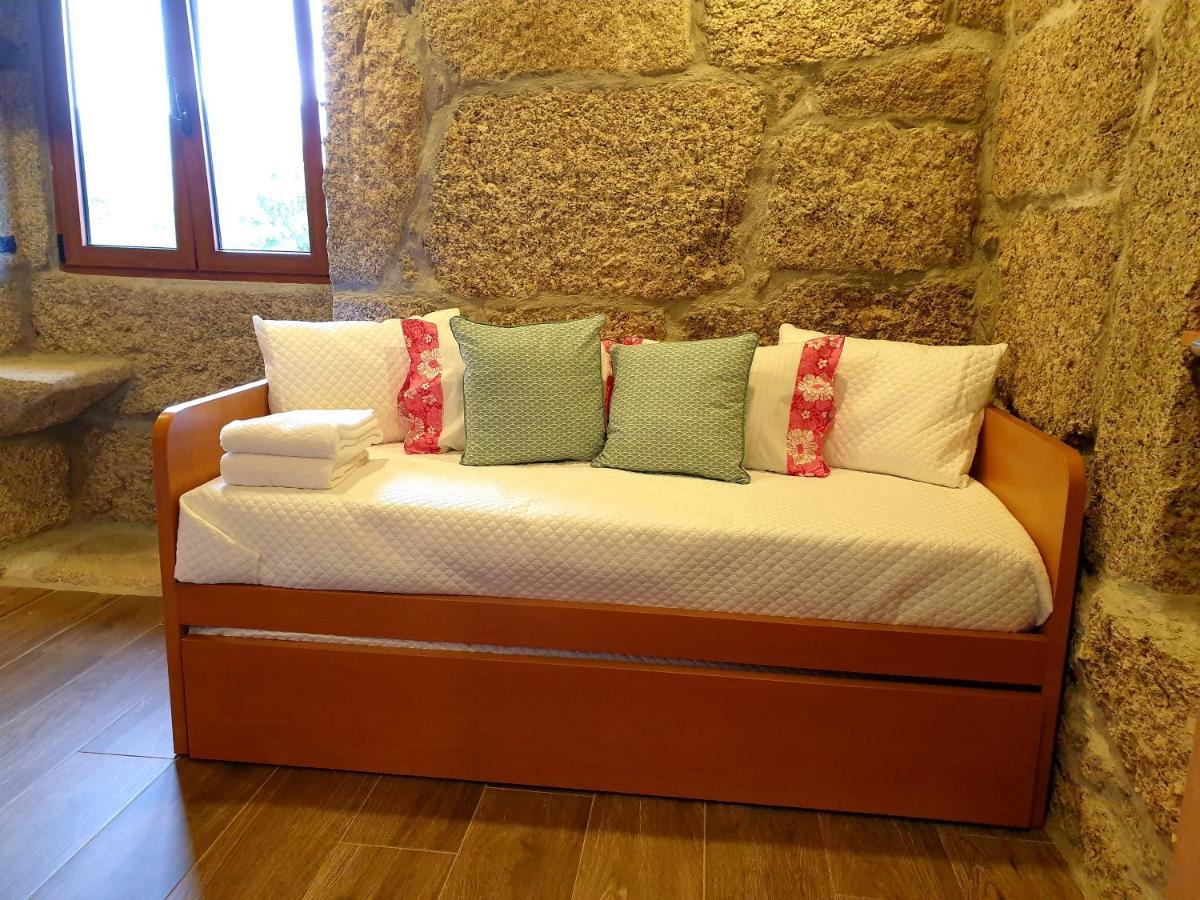 Quinta Da Casa Dos Santos - Inside Geres Guest House Ngoại thất bức ảnh