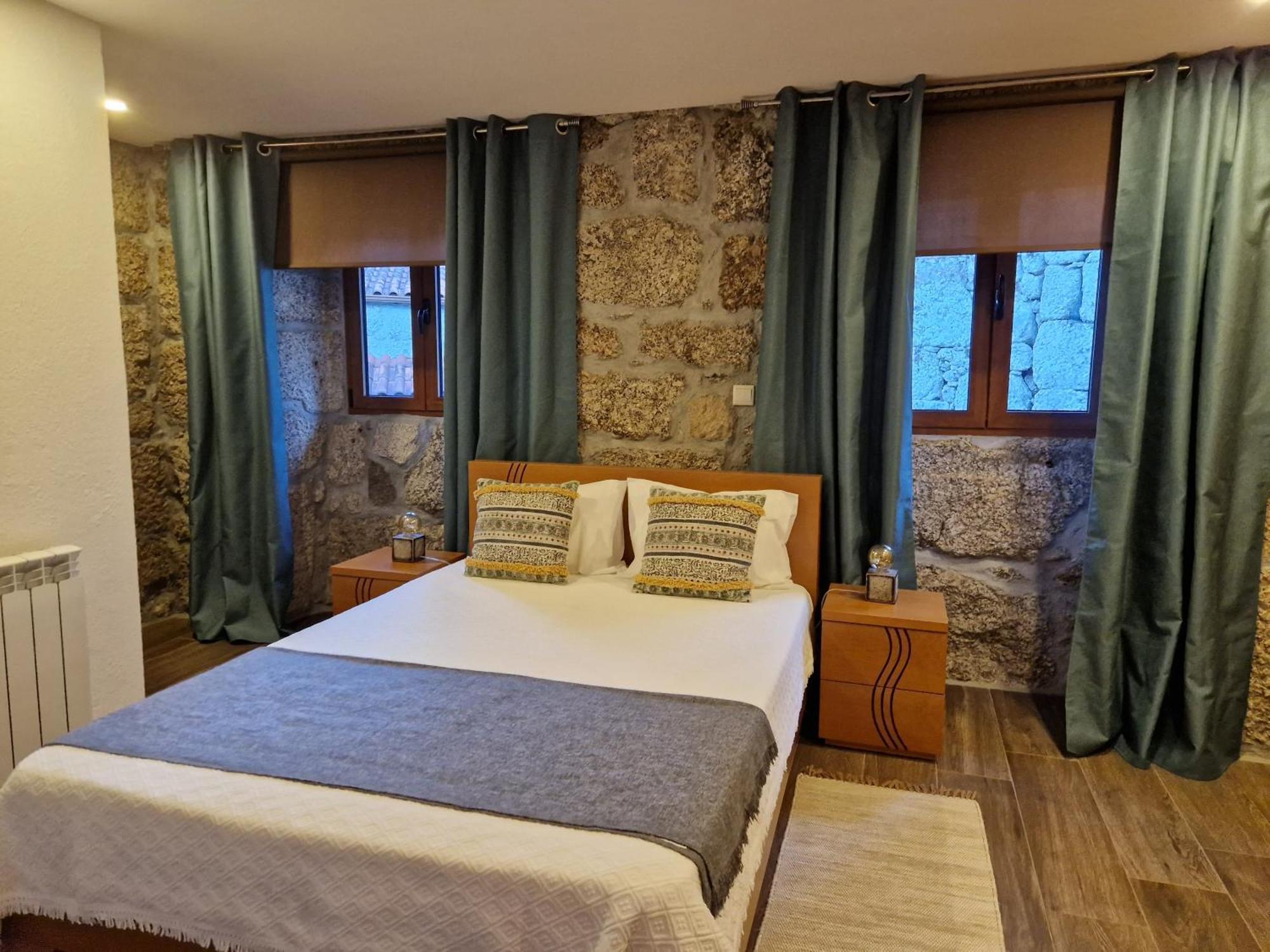 Quinta Da Casa Dos Santos - Inside Geres Guest House Ngoại thất bức ảnh