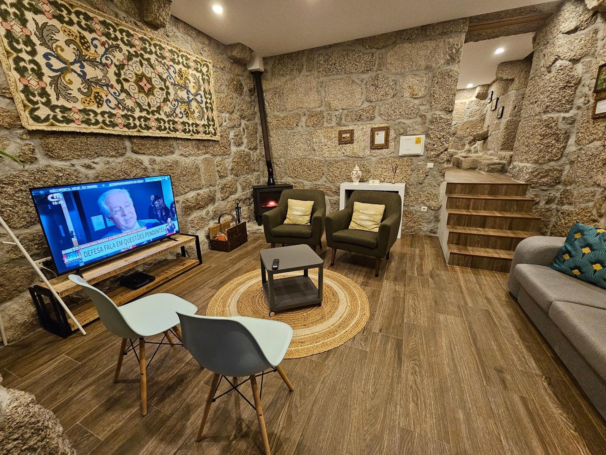 Quinta Da Casa Dos Santos - Inside Geres Guest House Ngoại thất bức ảnh